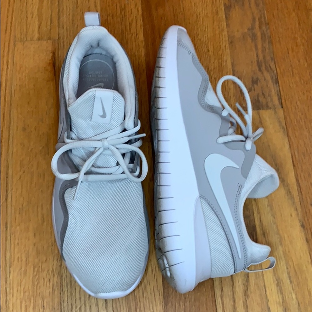 Men’s Nike Tessen